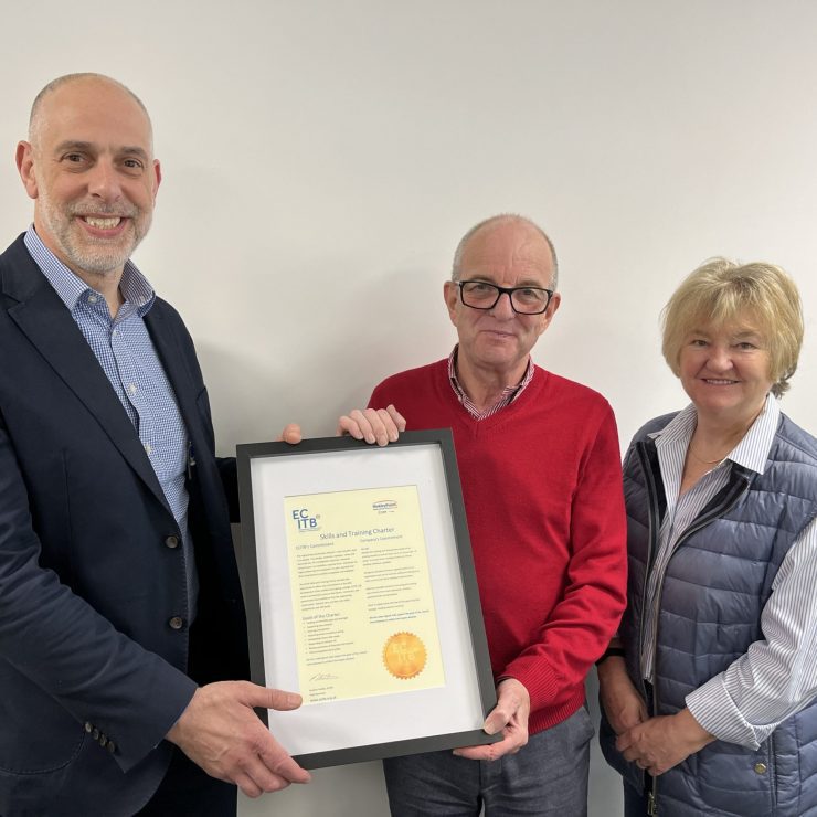 ECITB Chief Executive Andrew Hockey And Chair Lynda Armstrong Present Hinkley Point C Project Director Ben Ring With The Gold Standard Scaled 1 Aspect Ratio 740 740