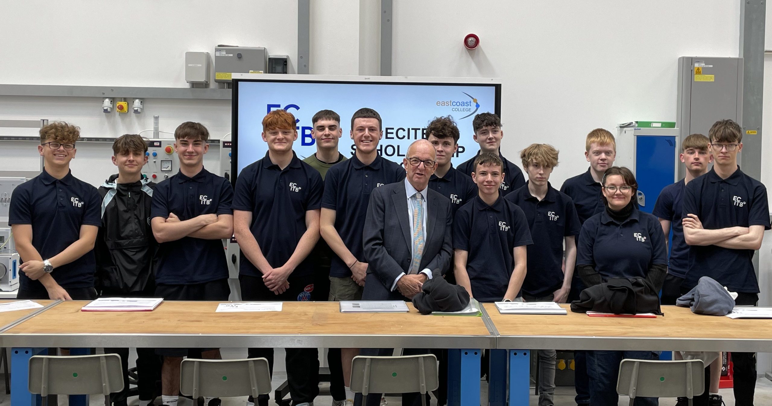 ECITB Chief Executive Andrew Hockey With Scholars At East Coast College Scaled Aspect Ratio 760 400