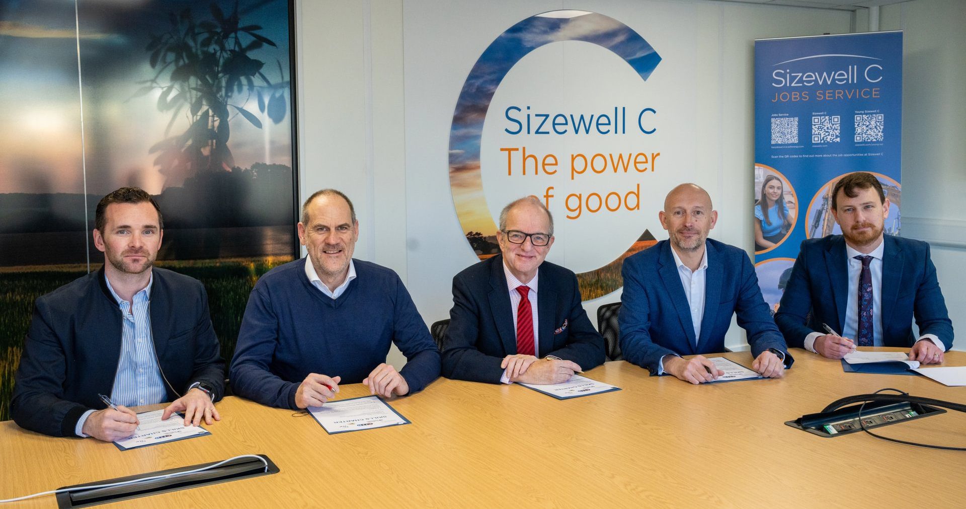 ECITB Chief Executive Andrew Hockey Centre Signing The Skills Charter With The Other Four Partners At Sizewell C Aspect Ratio 760 400